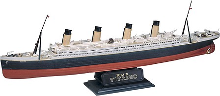  ship models, ship model,RMS Titanic Ocean Liner -- Plastic Model Commercial Ship Kit -- 1/570 Scale -- #850445