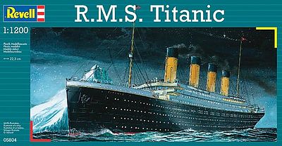  ship model,plastic model ship,RMS Titanic -- Plastic Model Commercial Ship Kit -- 1/1200 Scale -- #05804