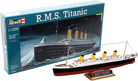  ship model,plastic model ship,RMS Titanic -- Plastic Model Commercial Ship Kit -- 1/1200 Scale -- #05804