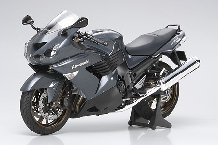 plastic models,motorcycle plastic models,Kawasaki ZZR 1400 Bike -- Plastic Model Motorcycle Kit -- 1/12 Scale -- #14111