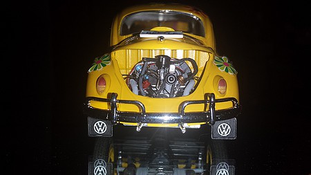 plastic model car,plastic model cars,1966 Volkswagen Beetle VW BUG -- Plastic Model Car Kit -- 1/24 Scale -- #24136
