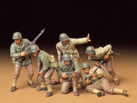 US Army Assault Infantry Soldiers -- Plastic Model Military Figure Kit -- 1/35 Scale -- #35192